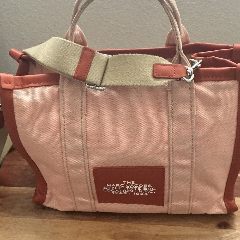 Marc Jacobs Pink and Tan Tote Bag - Picture 2 of 4
